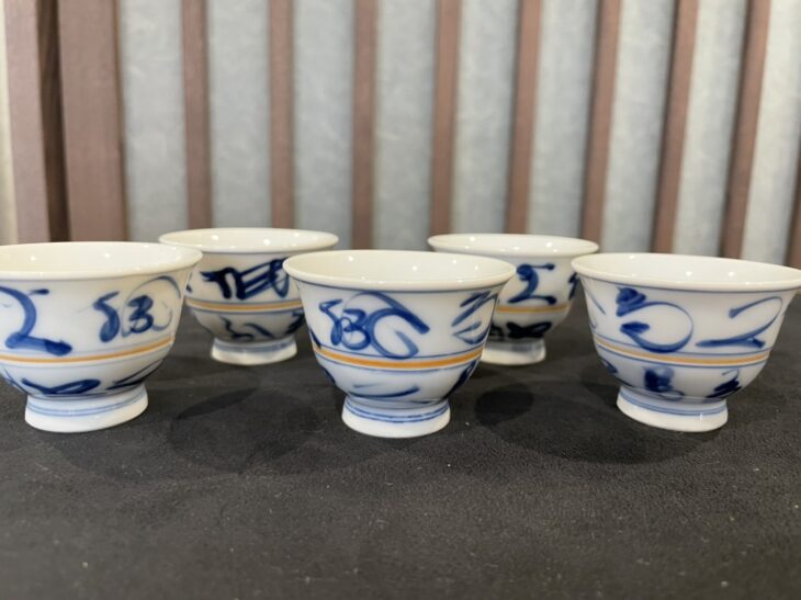 高橋 道八 作『染付煎茶碗5客』をお譲り頂きました。 ｜骨董品買取 緑和堂