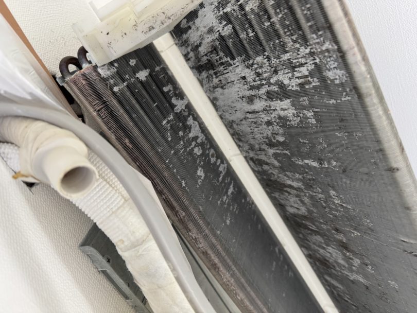 アルミフィンを余計に汚されてしまうクリーニングとその原因