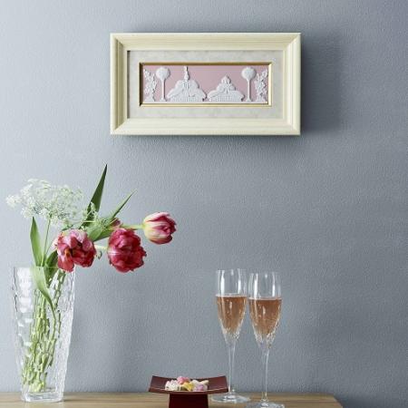 雛ドール プラーク(木製フレーム)|WEDGWOOD公式オンラインストア