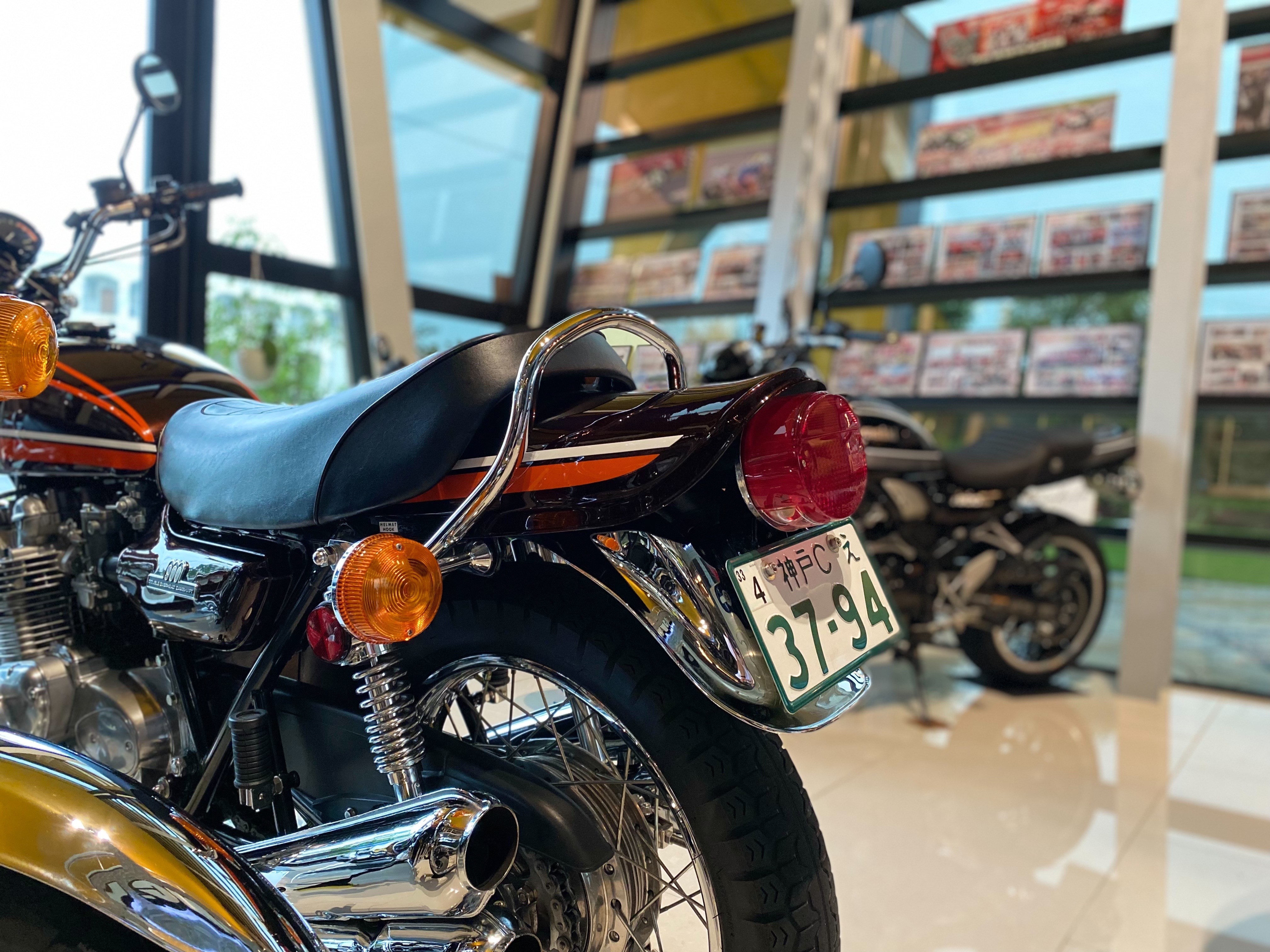 KAWASAKI Z1/Z2を形作る部位について【テールカウル/テールランプ