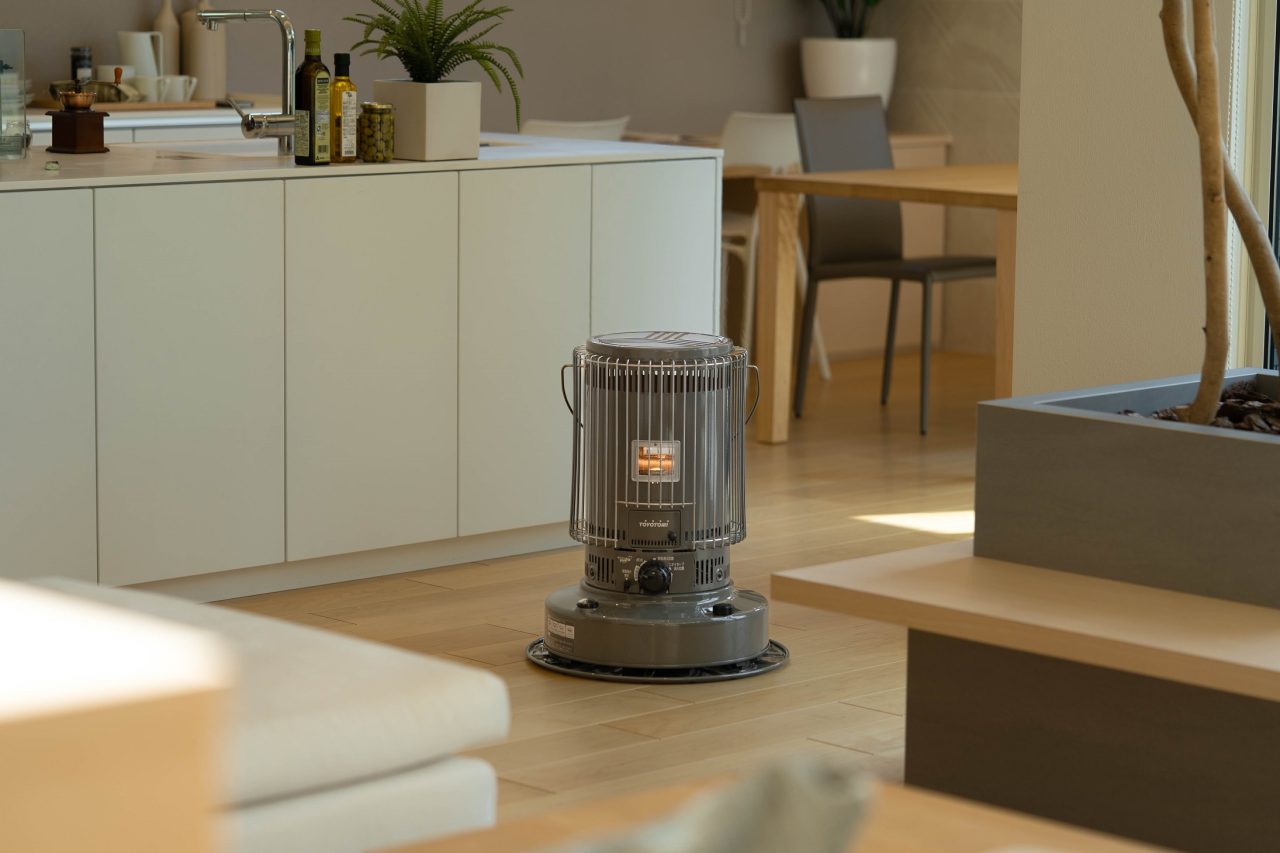 KS-67H | 暖房製品 | トヨトミ-TOYOTOMI 公式サイト