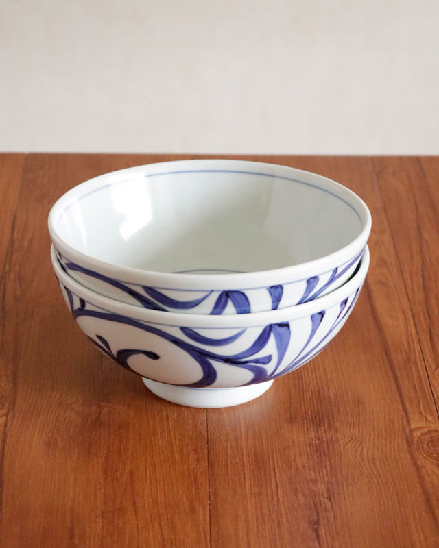 砥部焼の和食器 梅山窯の丼鉢【砥部工房 からくさ】