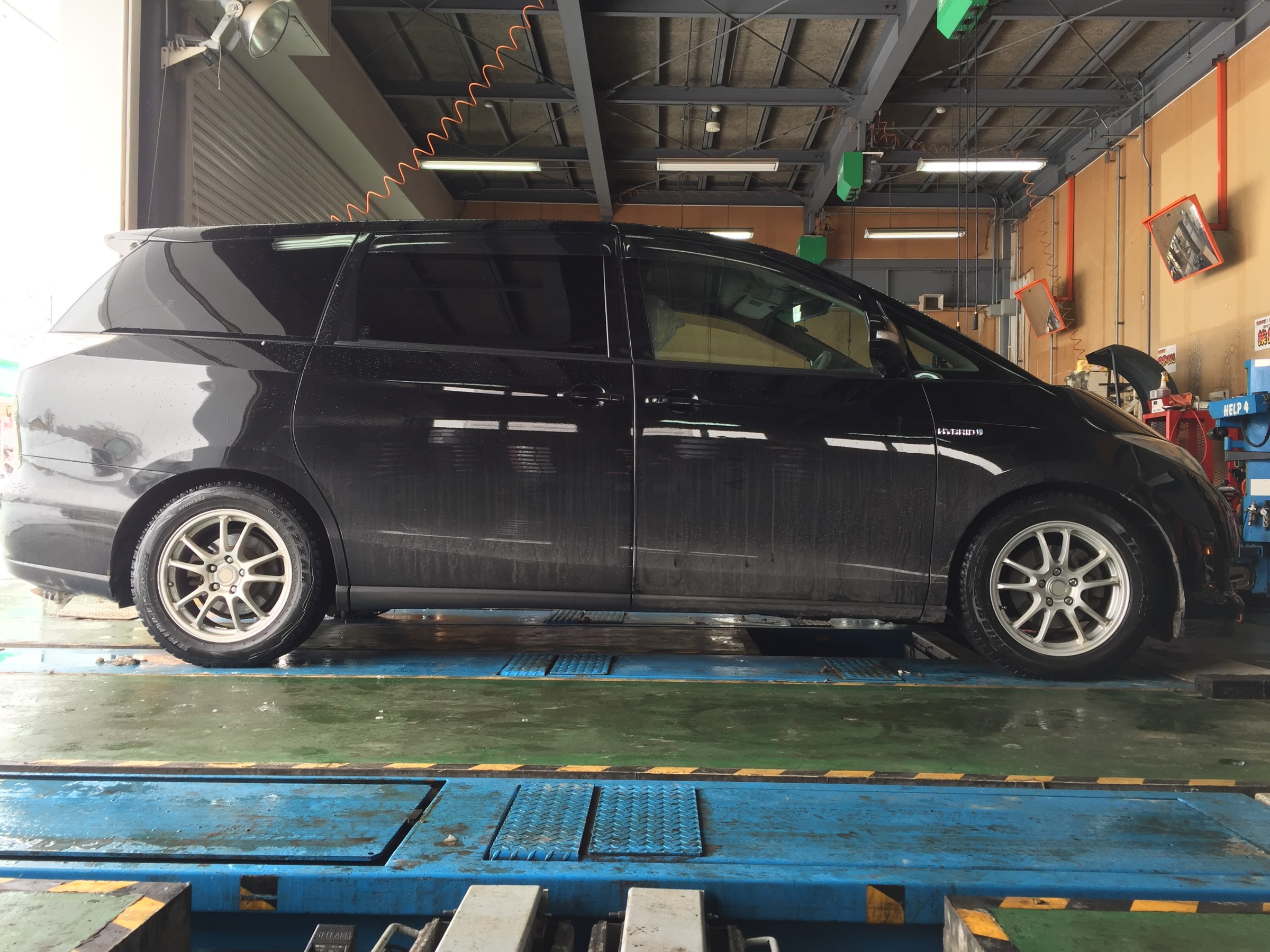 AHR20 エスティマハイブリッドへ TEIN『FLEX Z』車高調取付け | 店舗お