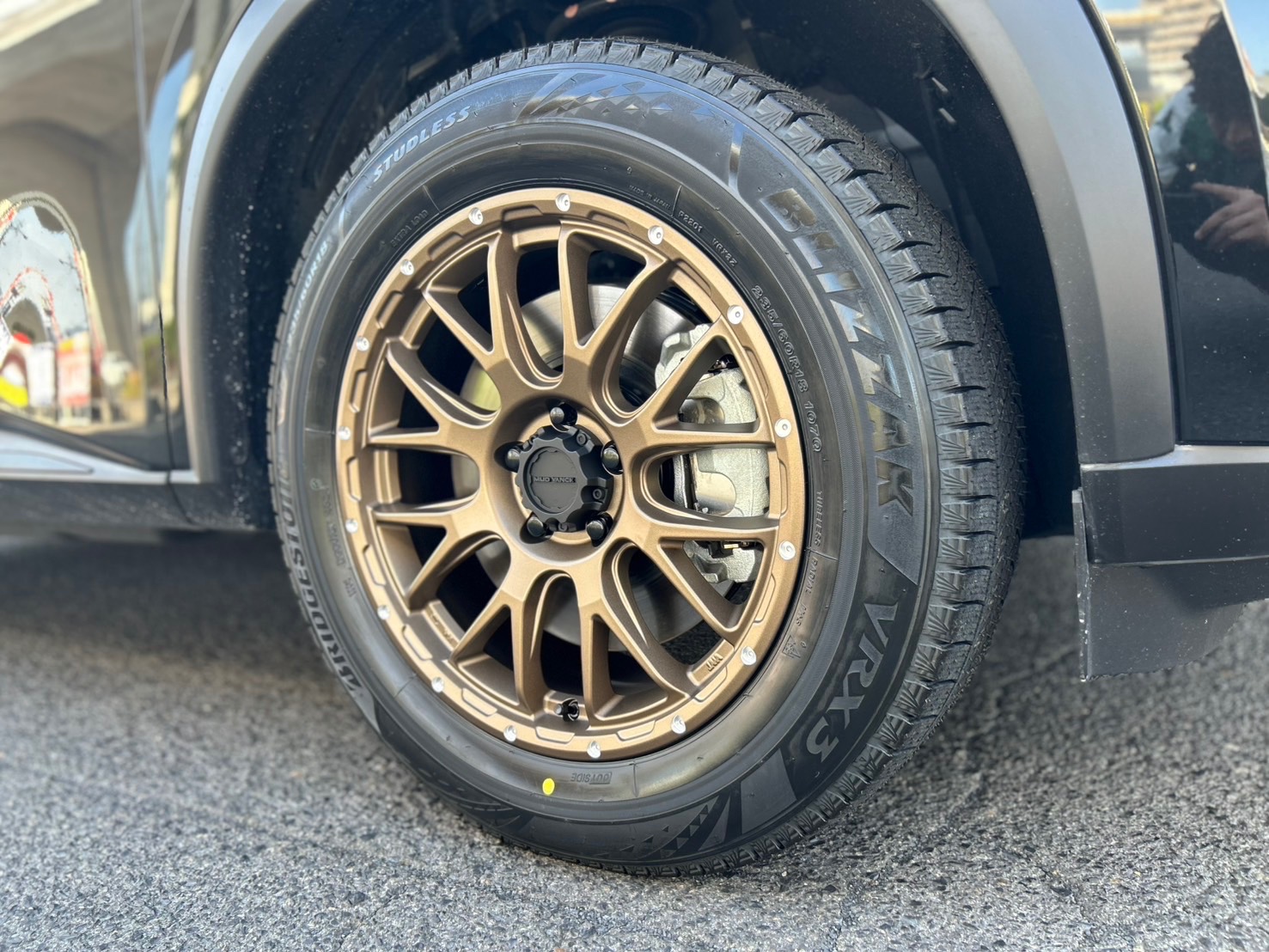 日産エクストレイルにWEDS MUDVANCE08 と ブリザックVRX3装着しました