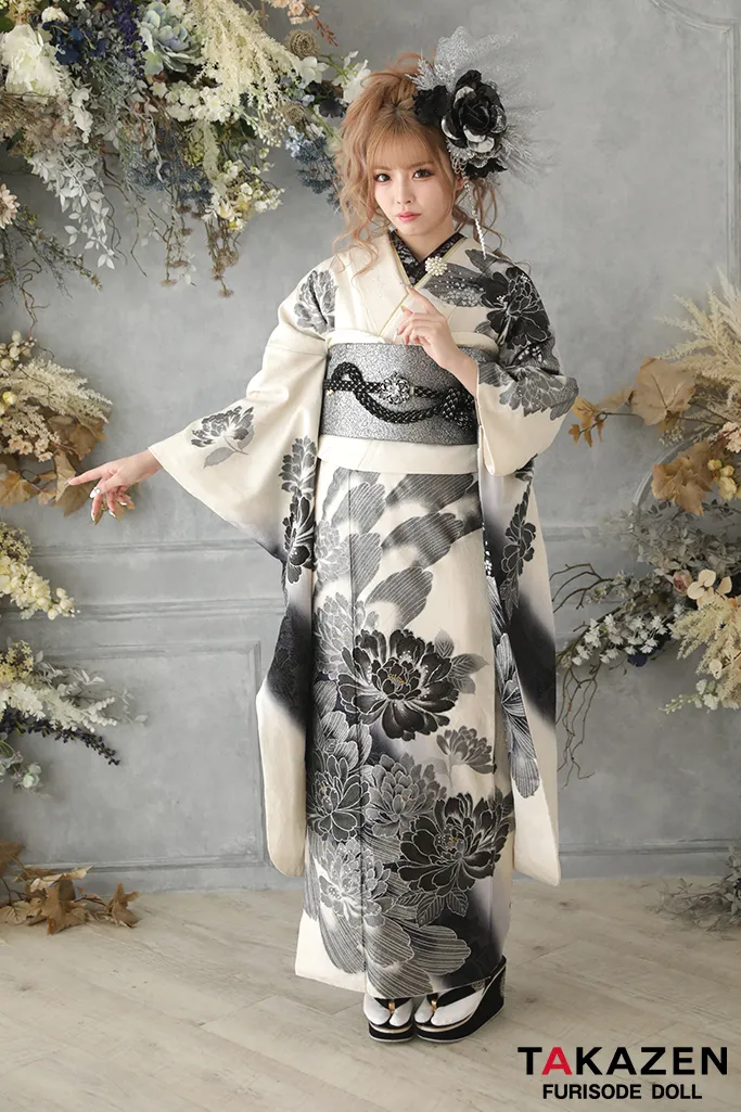 モード 白/黒/シルバー(銀色) 牡丹柄 花魁風 渋い かっこいい系振袖