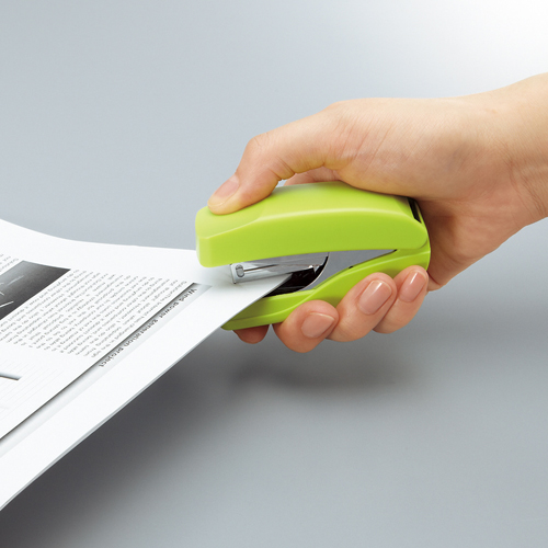 たのめーる】コクヨ ステープラ パワーラッチキス 32枚とじ ピンク SL