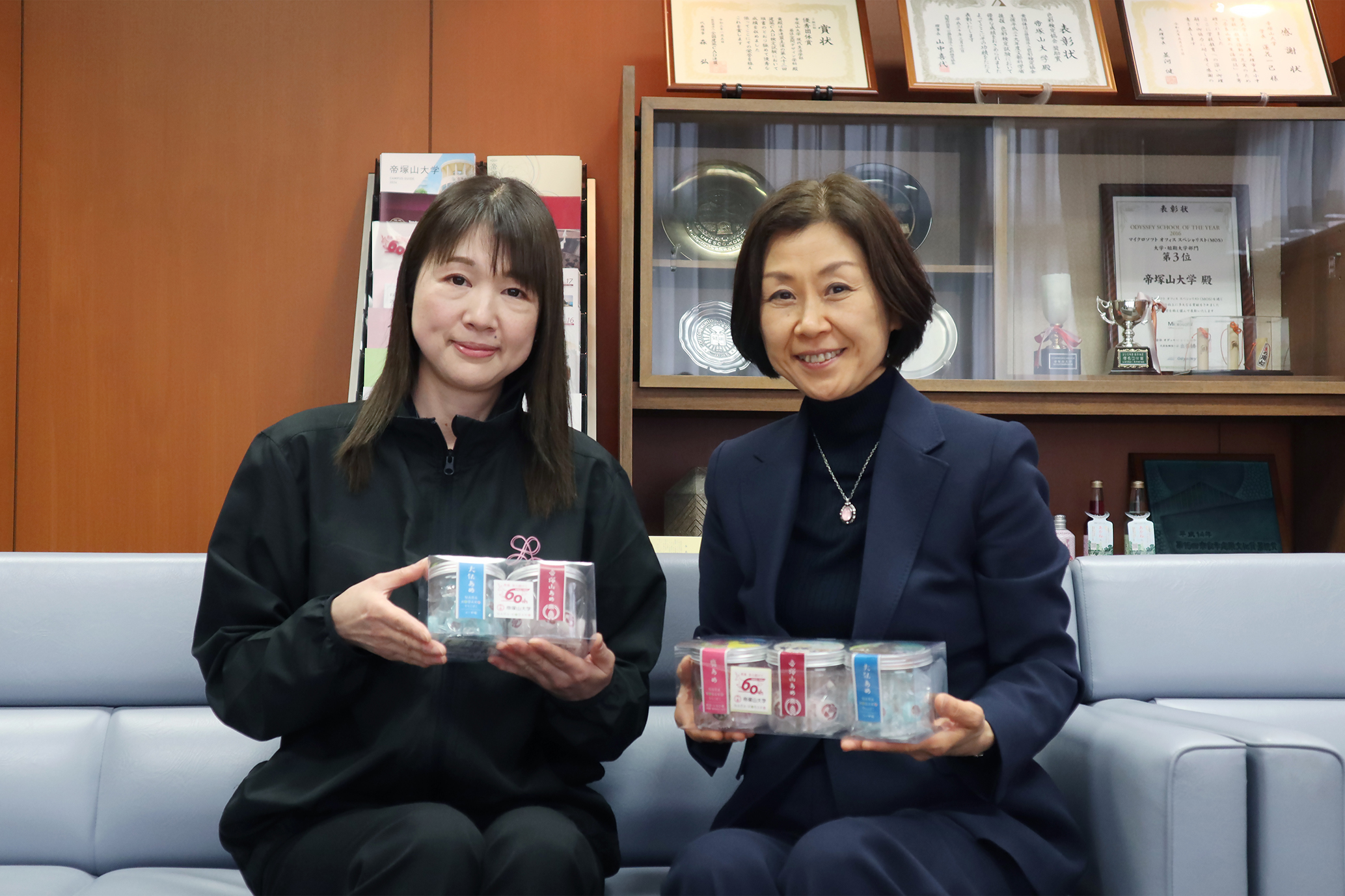 開学60周年記念】 オリジナル「帝塚山あめ」両キャンパスで販売中