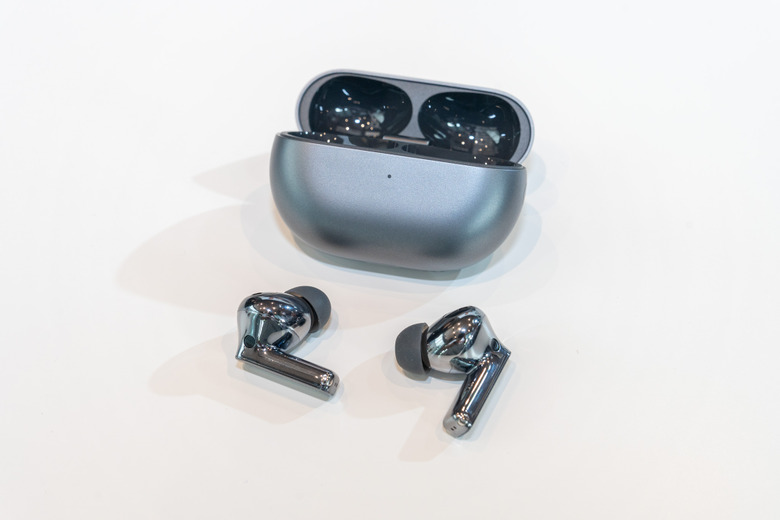 HUAWEI FreeBuds Pro 3発売。ケース・イヤホン本体が小型になってANC