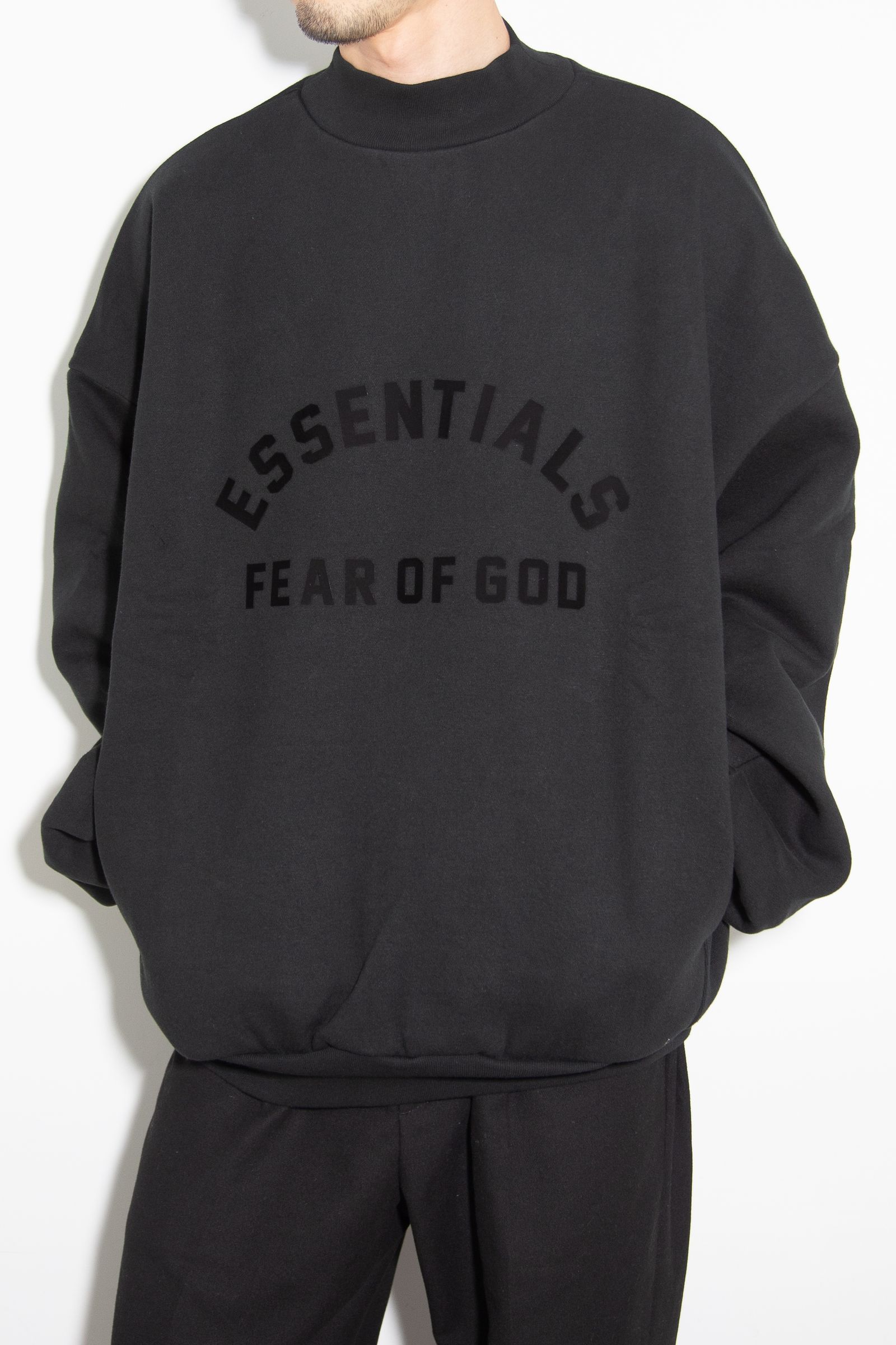 FOG ESSENTIALS - 23SS THE BLACK COLLECTION CREW SWEAT SHIRTS