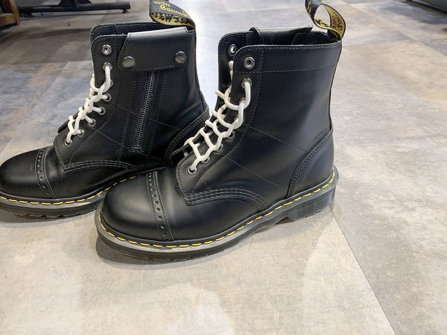 Dr.Martens×Needles/ドクターマーチン×ニードルズ】よりコラボ8ホール