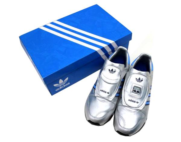 近未来スニーカーの代表格adidas/アディダスよりMICRO PACER