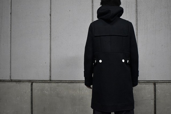 不滅の人気・・・UNDER COVER”爪トグルダッフルコート”入荷しました