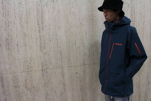悪天候こそコイツの出番【Patagonia(パタゴニア)】パウスレイヤー