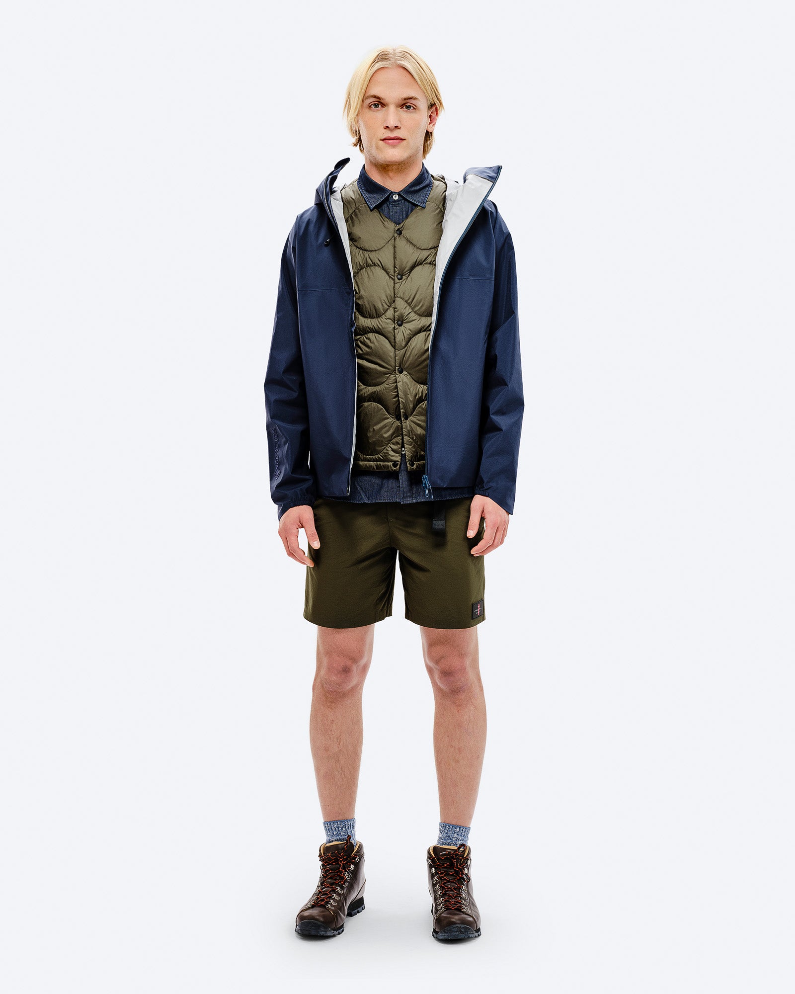 GORE-TEX Pro 3L Light Shell Jacket – Z-4 | Shop now – The Mountain