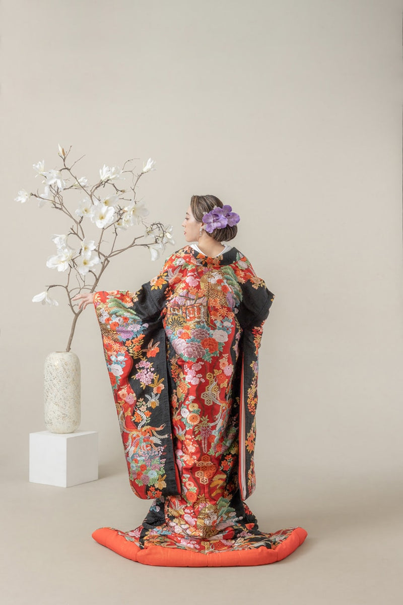 色打掛・赤黒鳳凰｜白無垢・色打掛レンタルなら結婚式着物専門の【THE