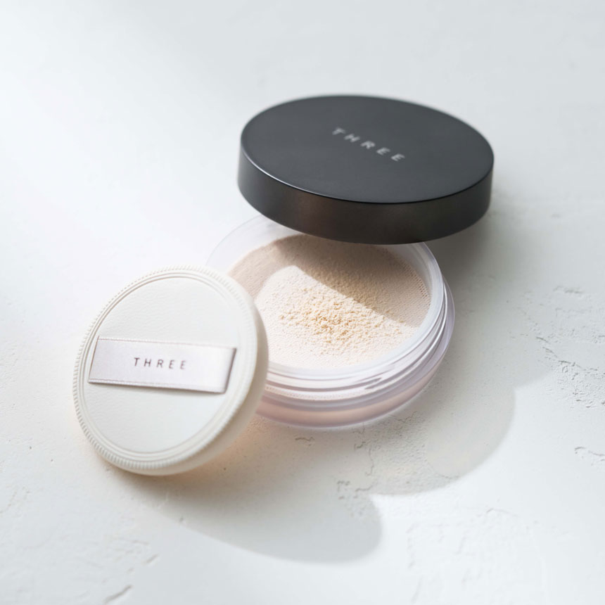 THREE ポイントギフト アドバンスドエシリアルスムースオペレーター