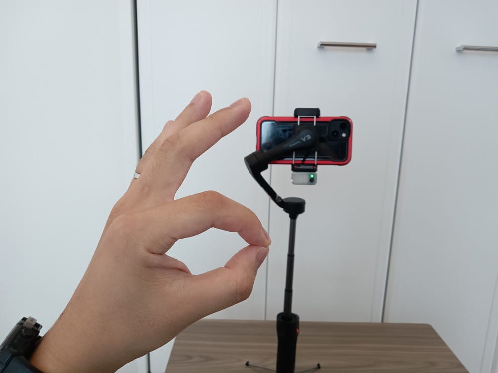 hohem V3 スマホジンバル』レビュー、AI自動追跡機能搭載