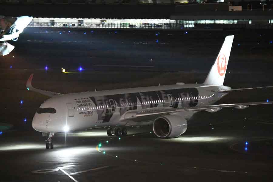 6代目嵐ジェットの運航開始、リーダー・大野智さん誕生日に - TRAICY