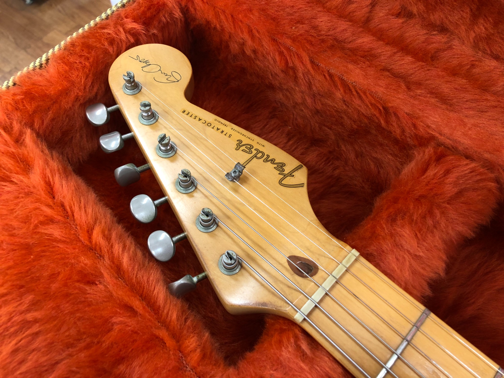 スマホで購入】FENDER USA Eric Clapton STRATOCASTER 1989が入荷