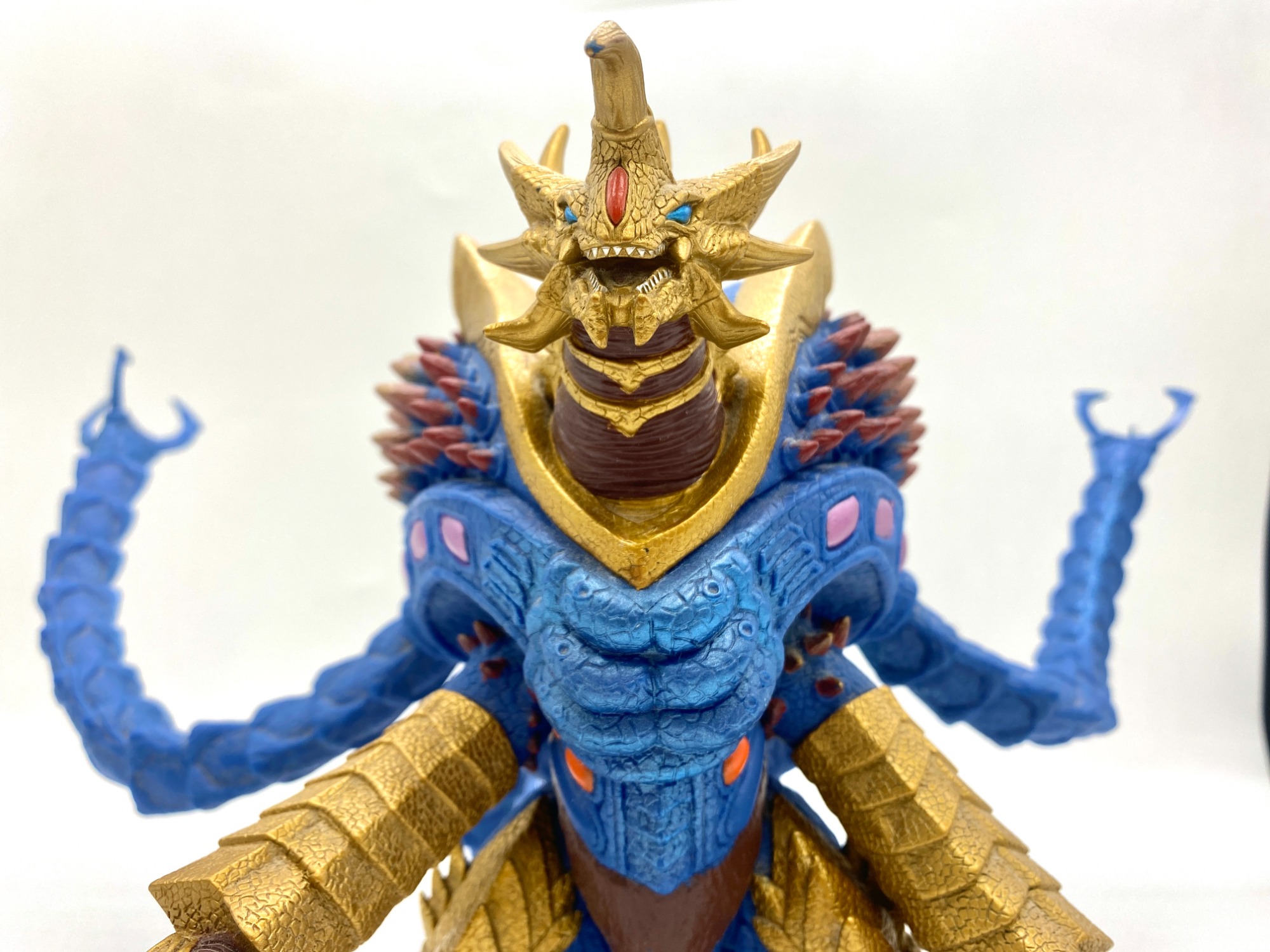 スマホで購入】Uキラーザウルスのソフビフィギュアが入荷いたしました