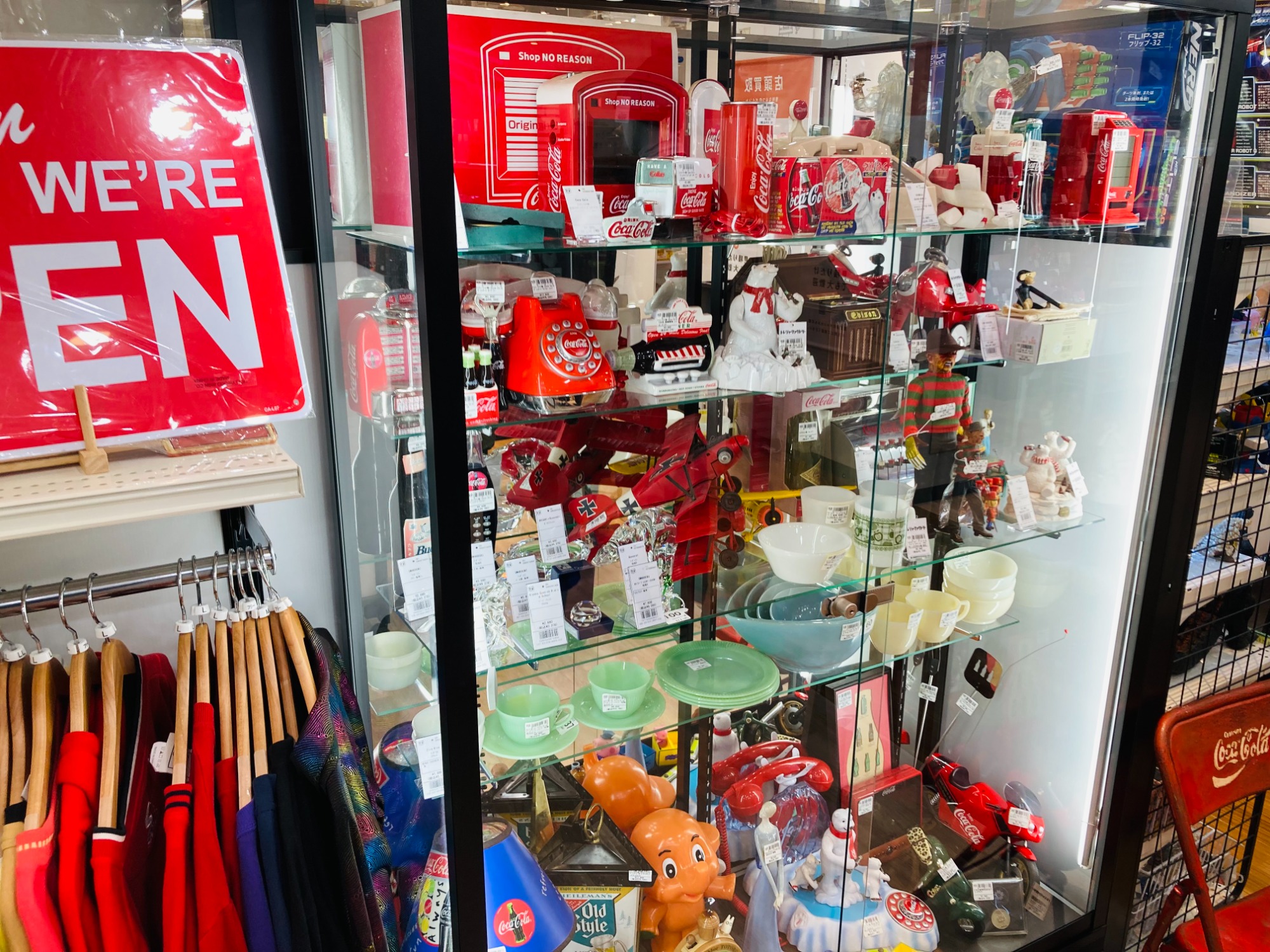 マサオコーポレーション 自動販売機型保冷庫 MSO-016R が入荷致しまし