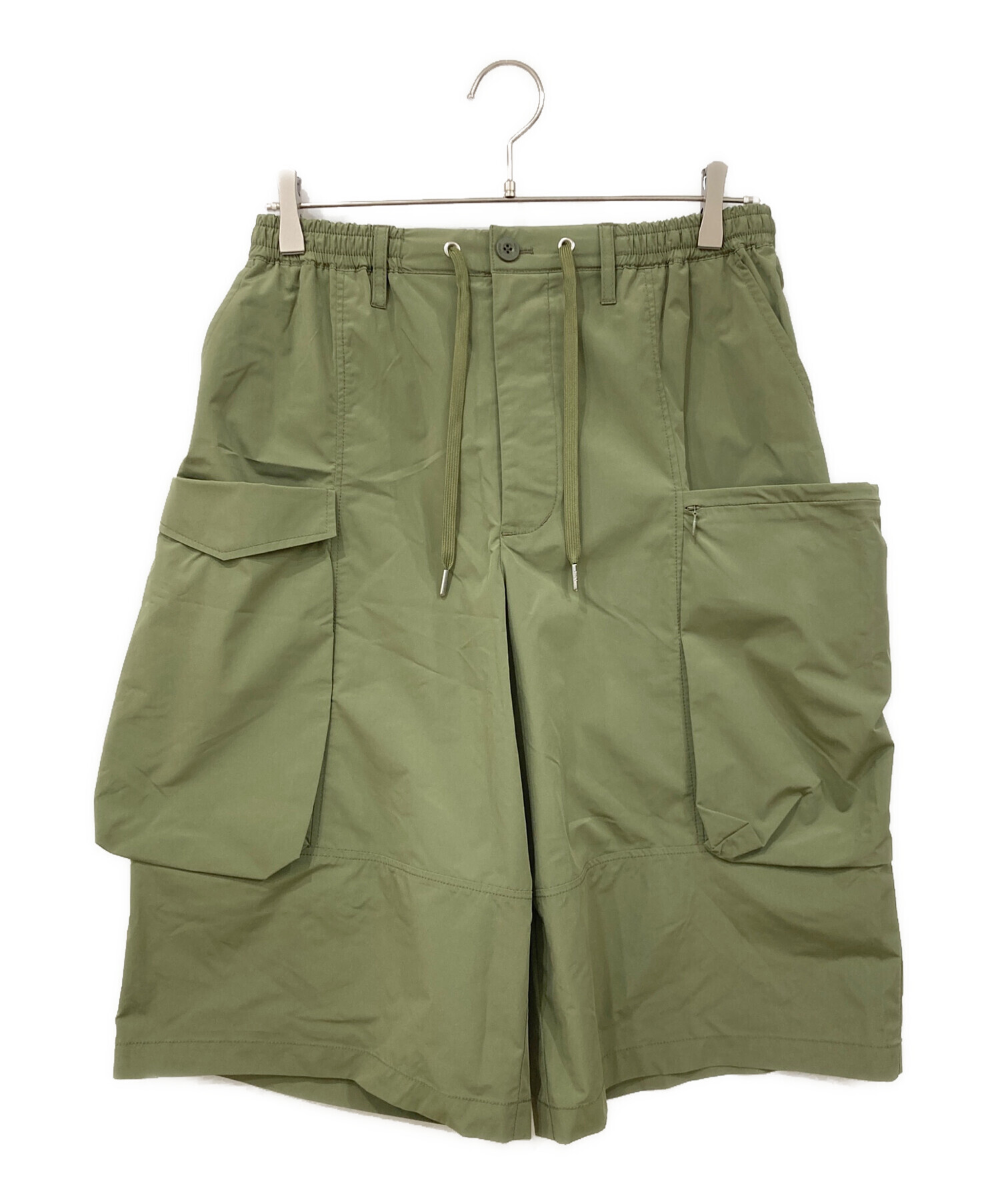 中古・古着通販】NULL TOKYO (ヌル トウキョウ) OUTSIDE SHORTS カーキ