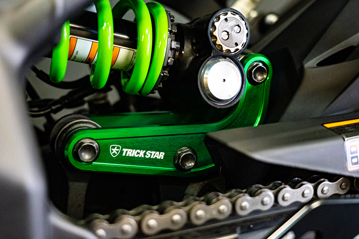 トリックスター / Ninja ZX-4R SE/ZX-4RR (24-26) / Ninja ZX-25RR (26