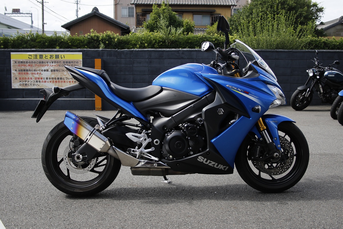 GSX-S1000F/S1000政府認証スリップオンマフラーIKAZUCHI 発売開始