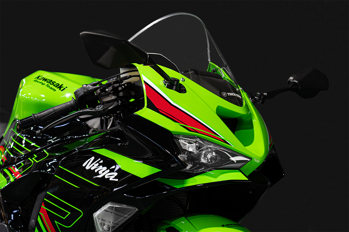 新製品情報】ZX-6R スクリーン (クリア/スモーク) | TRICK STAR 製品