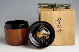 京塗師」の名工【鈴木 光入】(作)の『炉縁』でございます。 茶道具 京