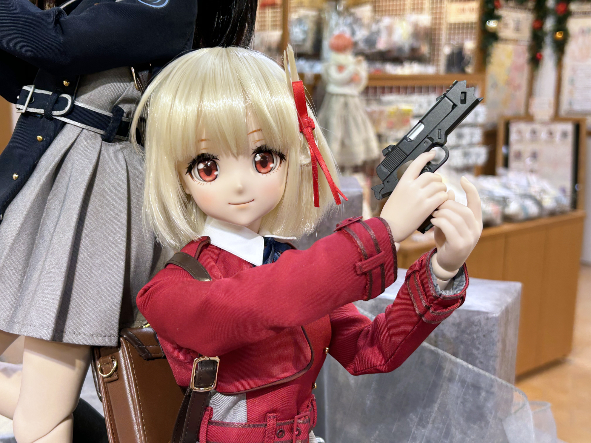 リコリス・リコイル「DDS 錦木千束」「DDS 井ノ上たきな」店頭展示中