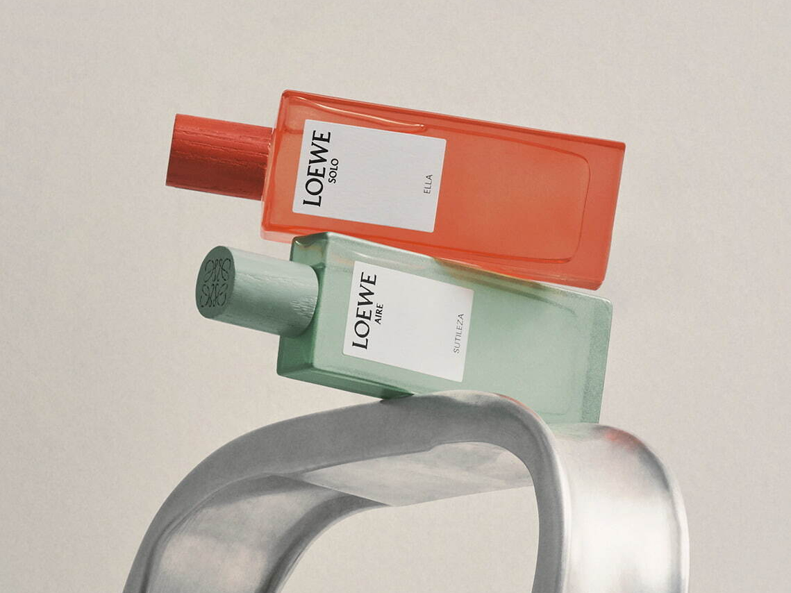 ロエベから、「ボタニカルレインボー」の限定フレグランスセット