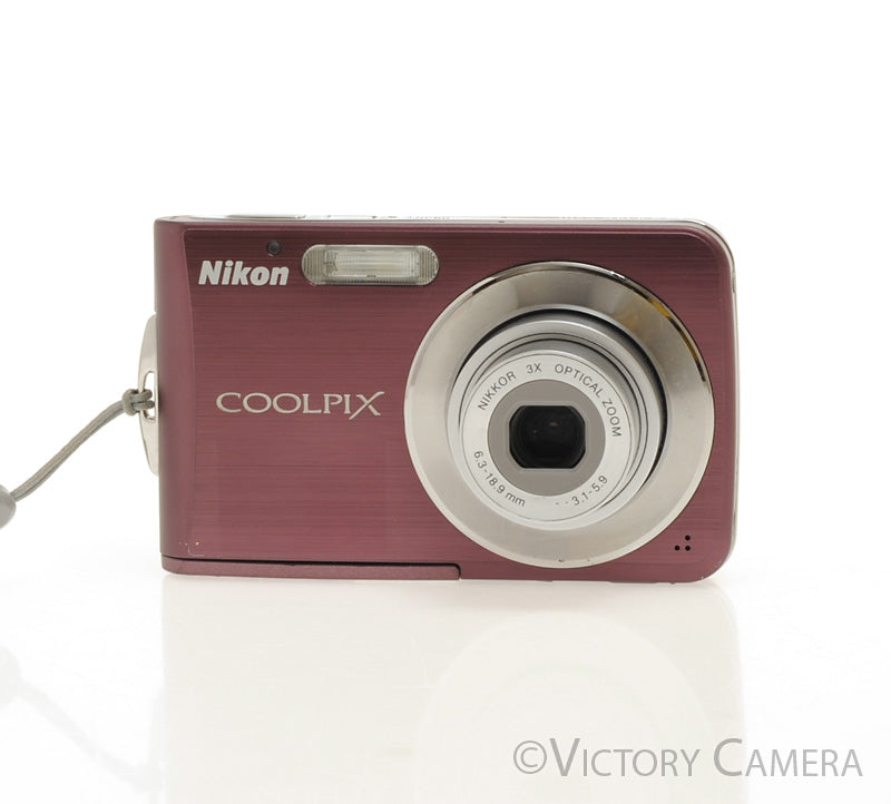 Nikon Coolpix S210 8mp Digital Point and Shoot Camera [GOOD]