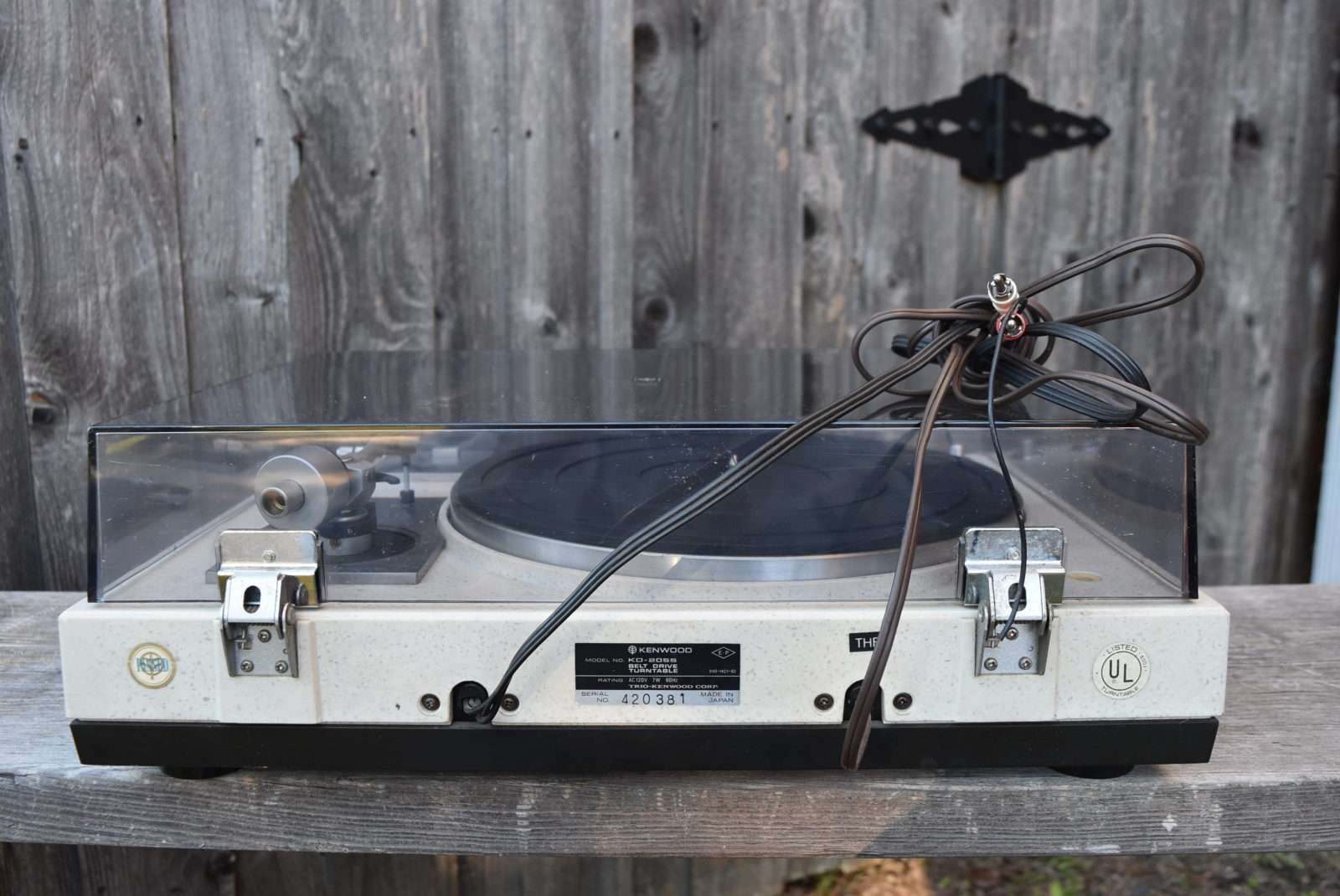 Kenwood Turntable - Model: KD-2055 | Vintage Audio Exchange