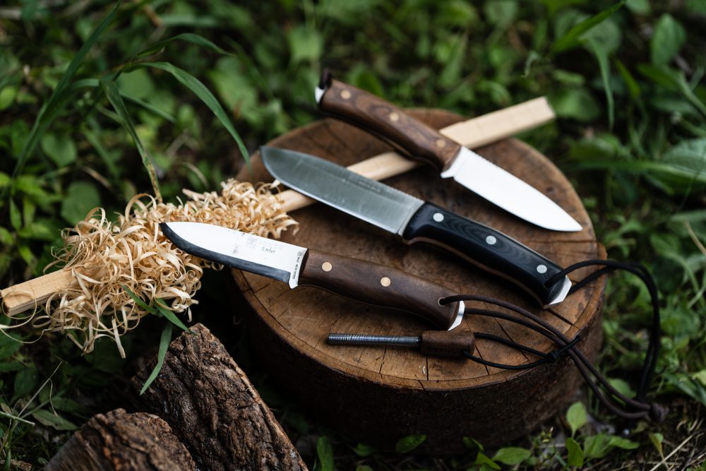 老舗ナイフ屋が選ぶ！ ブッシュクラフトにおすすめナイフ5選！ ナイフ
