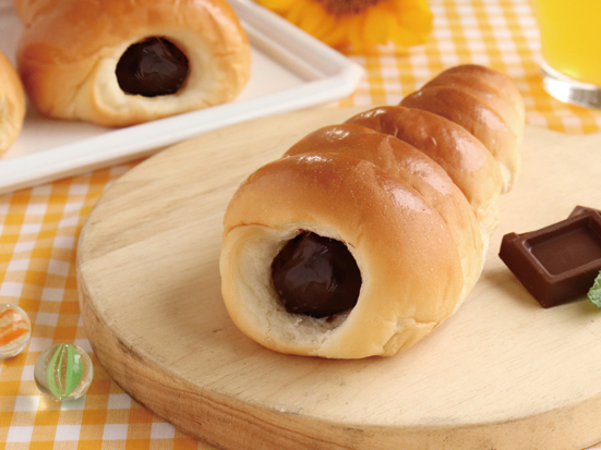 新商品｜チョココロネ | YKベーキングカンパニー