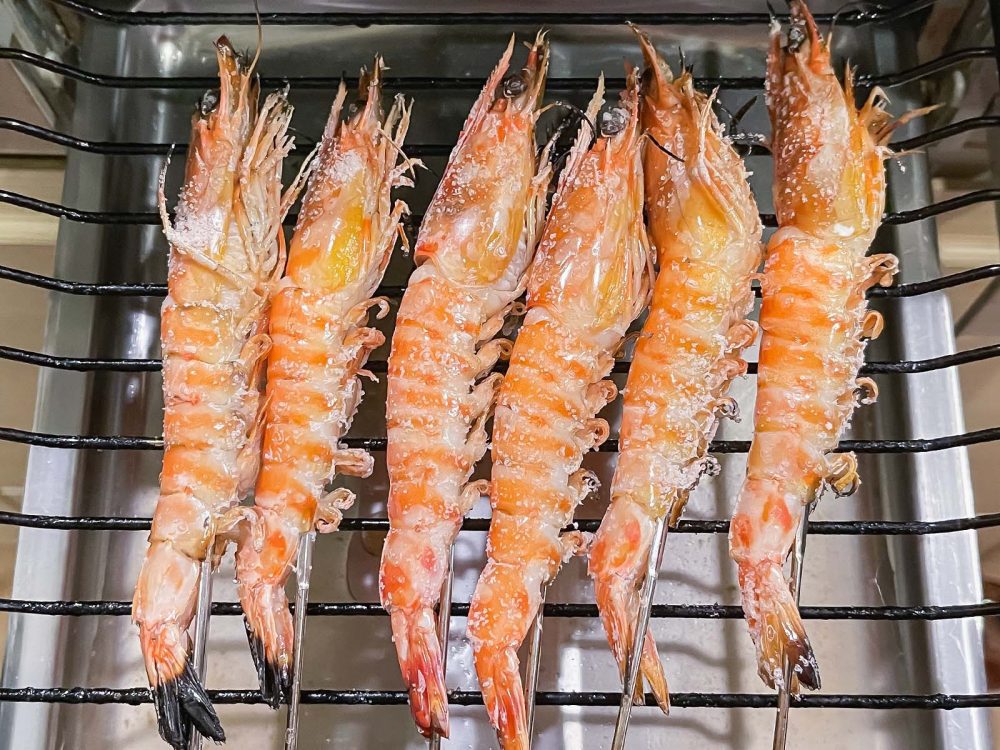 ふるさと納税で「急速冷凍車海老」を使ってお刺身・焼きえび食べた