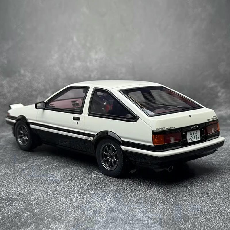 1/ 18 OTTO Toyota TOYOTA AE86 1985 Jumping Light Edition OT444B