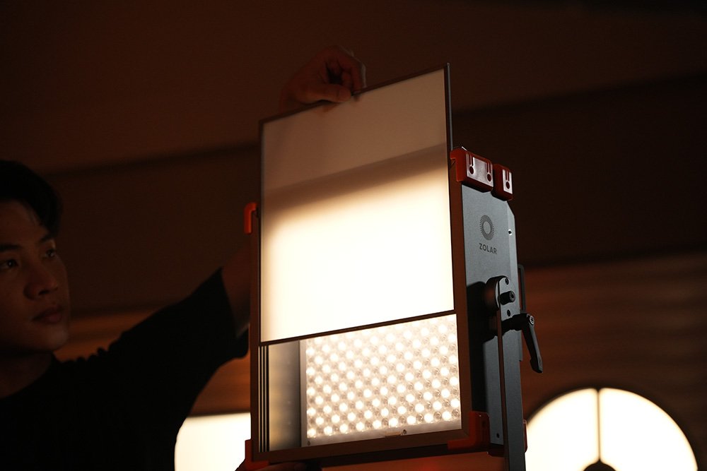 ZOLAR Toliman 30S | Professional LED Lighting - Z CAM