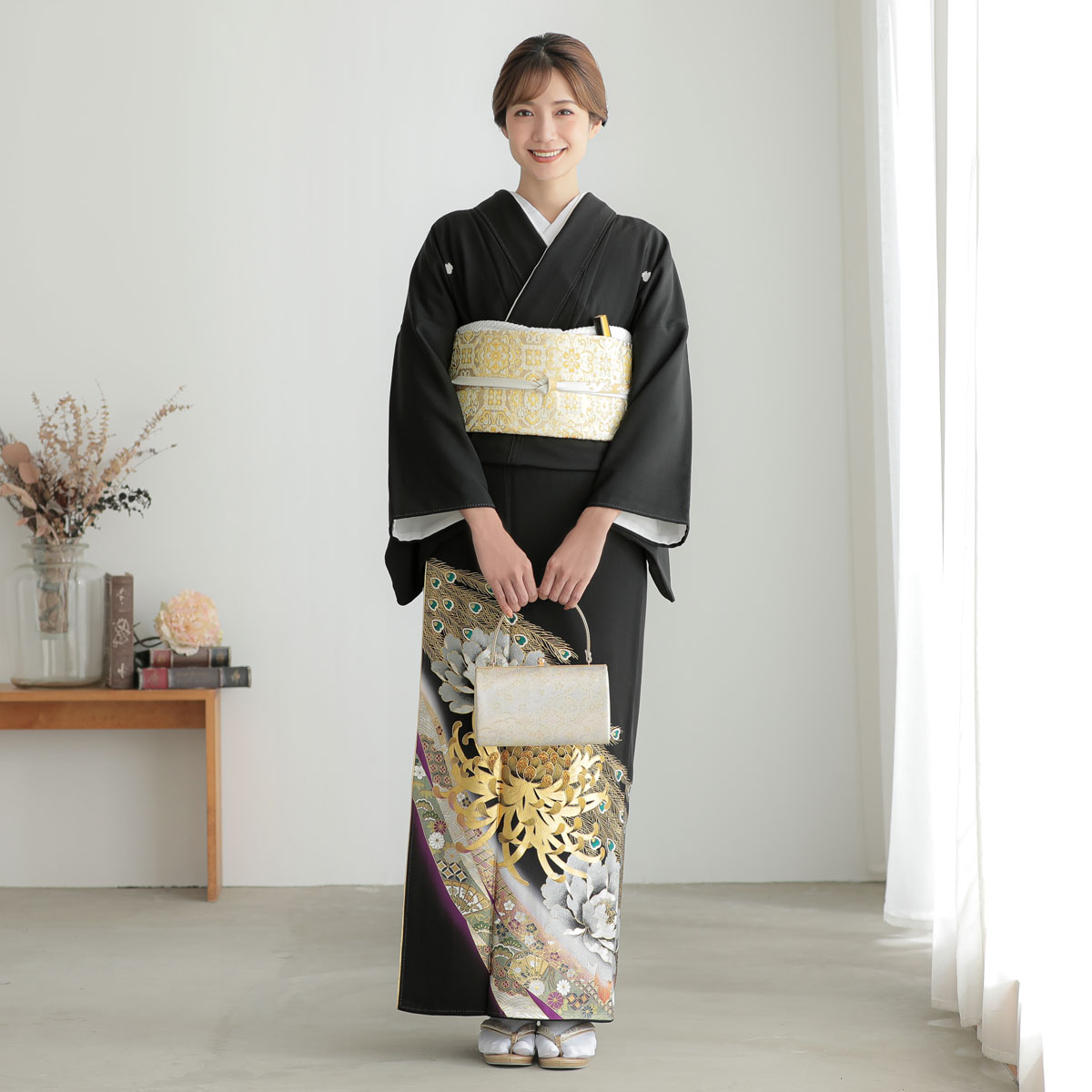 黒留袖：T400 桂由美 紫 乱菊牡丹に尾羽| 黒留袖レンタル │ 京都着物
