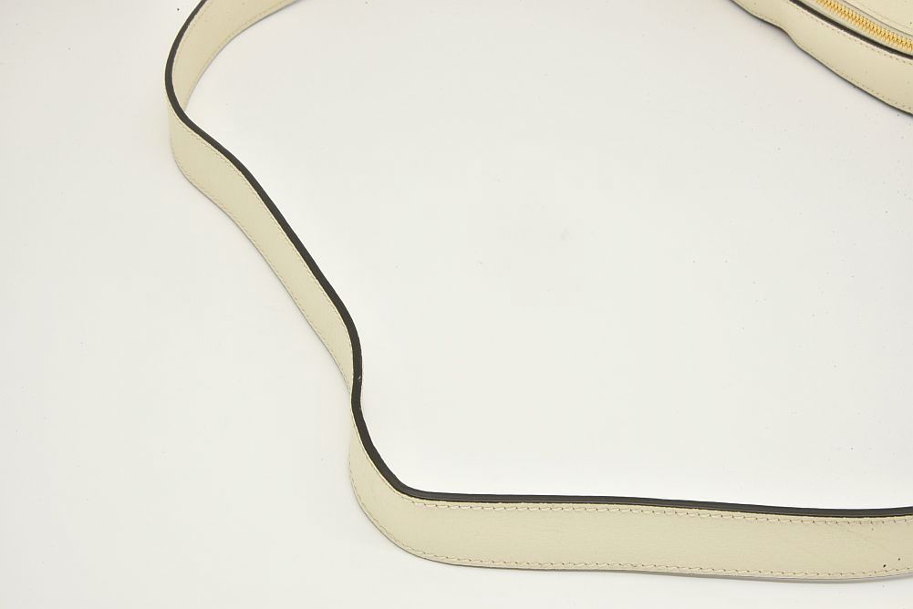 駅南やまご質店オンラインショップ / グッチ オフィディア カメラ