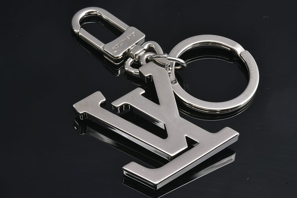 駅南やまご質店オンラインショップ / ヴィトン ポルト クレ LVスポット