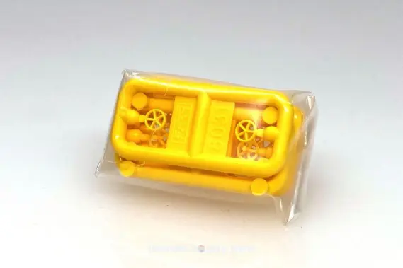 コキ106+コキ107 (JRFマークなし) コンテナ無積載が入線しました。KATO