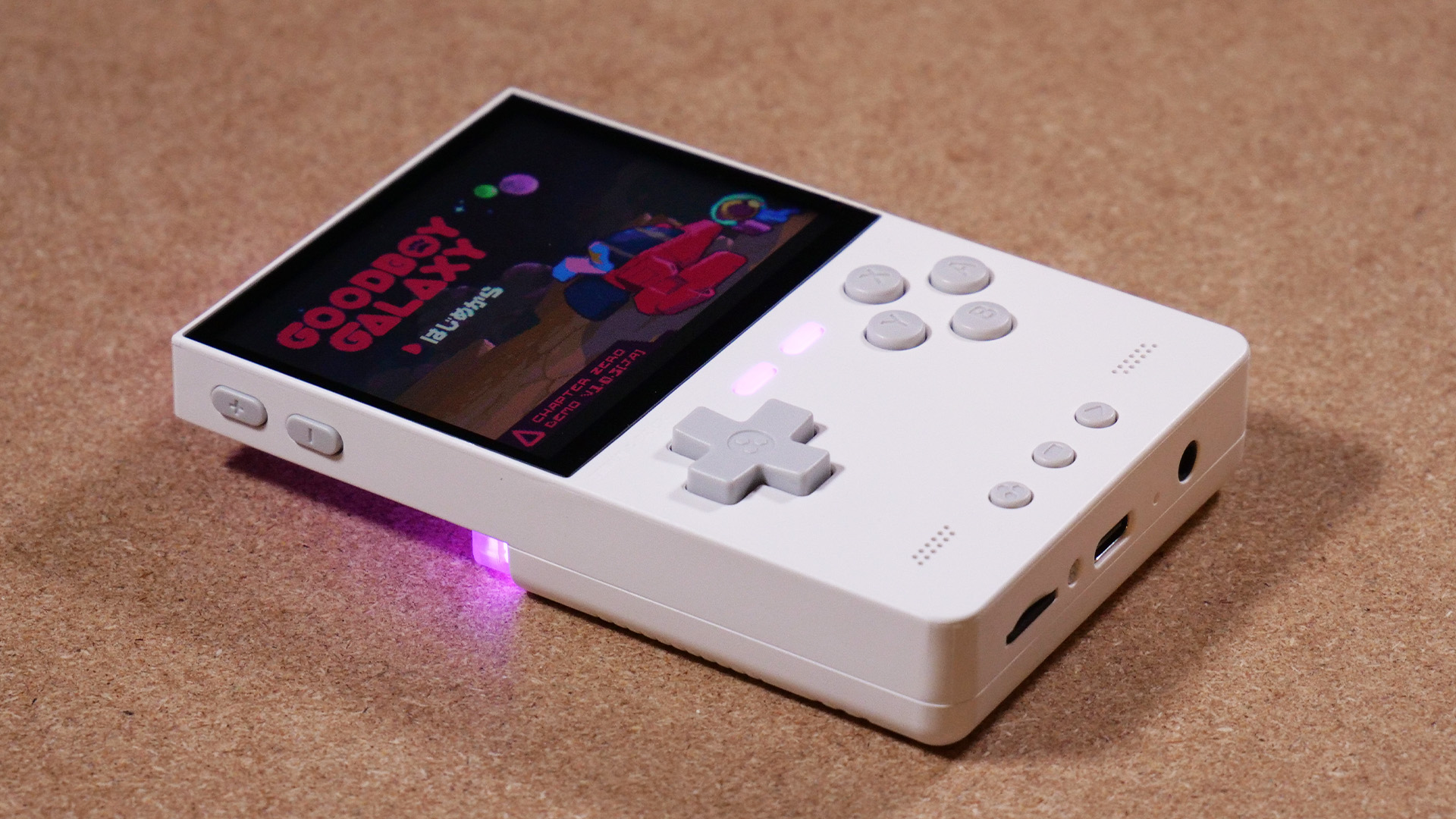 レビュー】期待を裏切らない『TRIMUI BRICK』 | yoshives