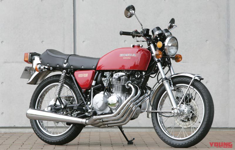 集合マフラーのヨンフォア、DREAM CB400FOUR(ドリームCB400フォア)が