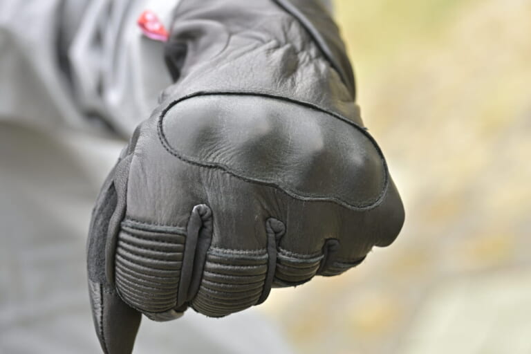 クシタニ アウトドライ アドマイヤーグローブ】高次元の防水透湿機能