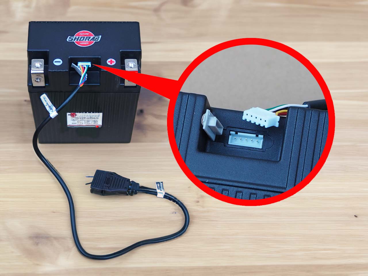 専用充電器でリチウムバッテリーを最適保管!!〈SHORAI LiFePO4 Battery