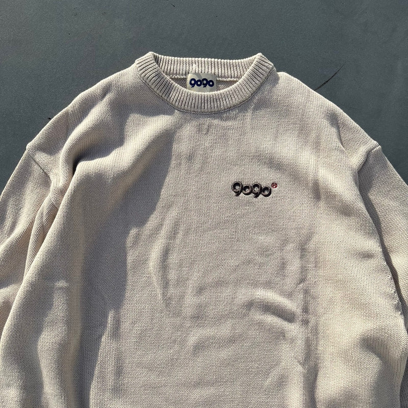 9090 OG Logo Simple Crewneck Knit – YZ