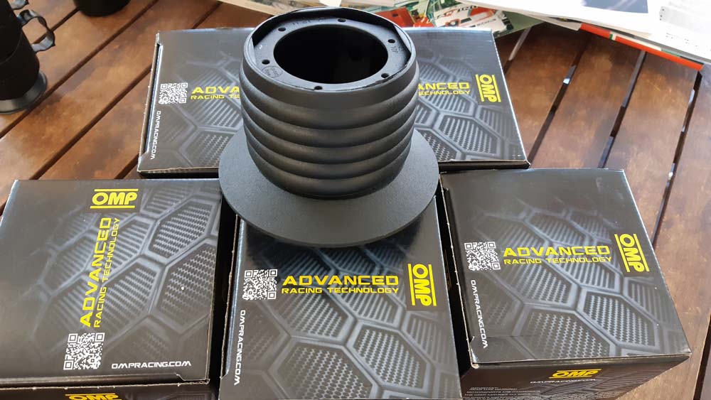 ステアリングボス｜フィアット・アバルトのことならTRUCCO（トゥルッコ）