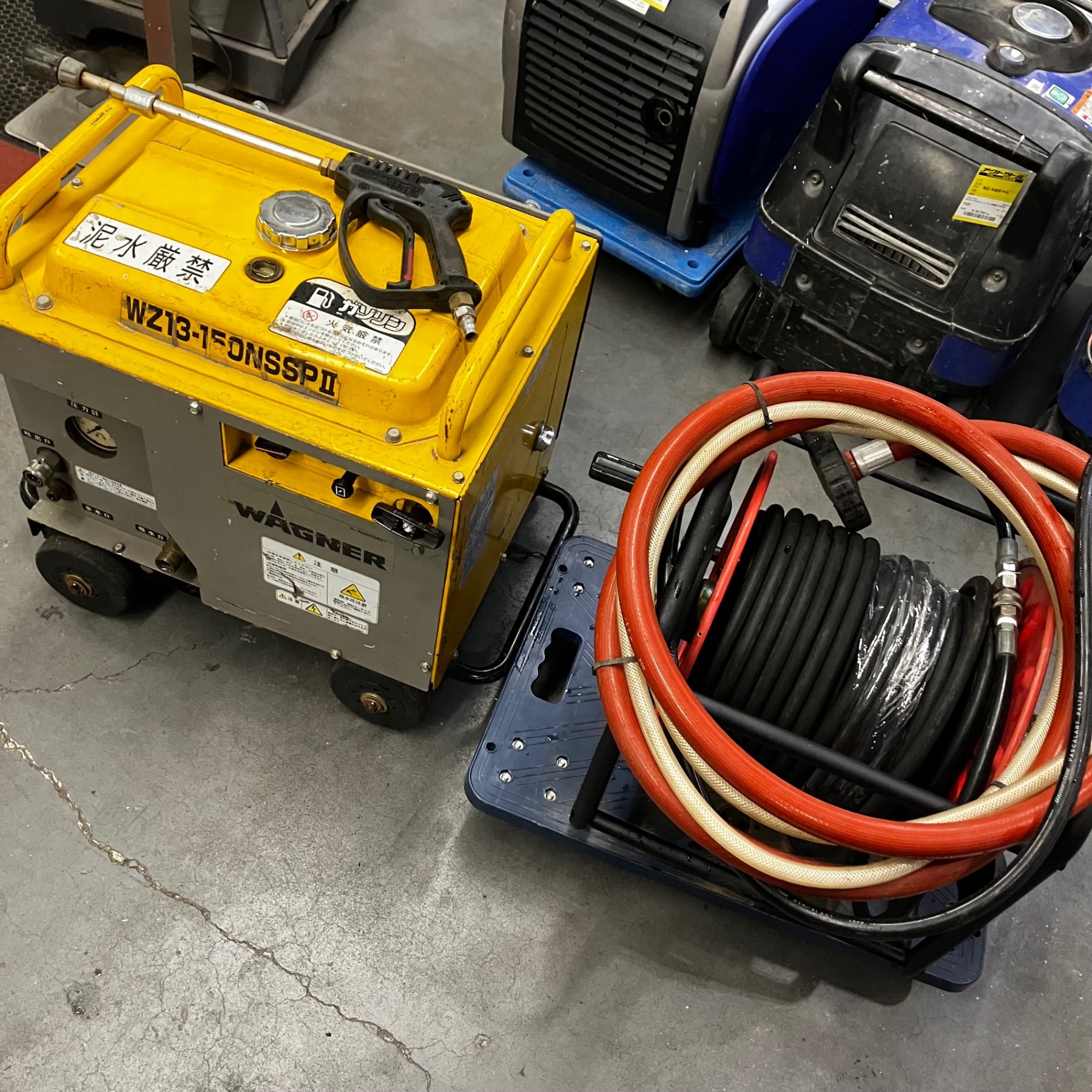 店頭受取り限定】ワグナー WAGNER 防音型エンジン高圧洗浄機 WZ13